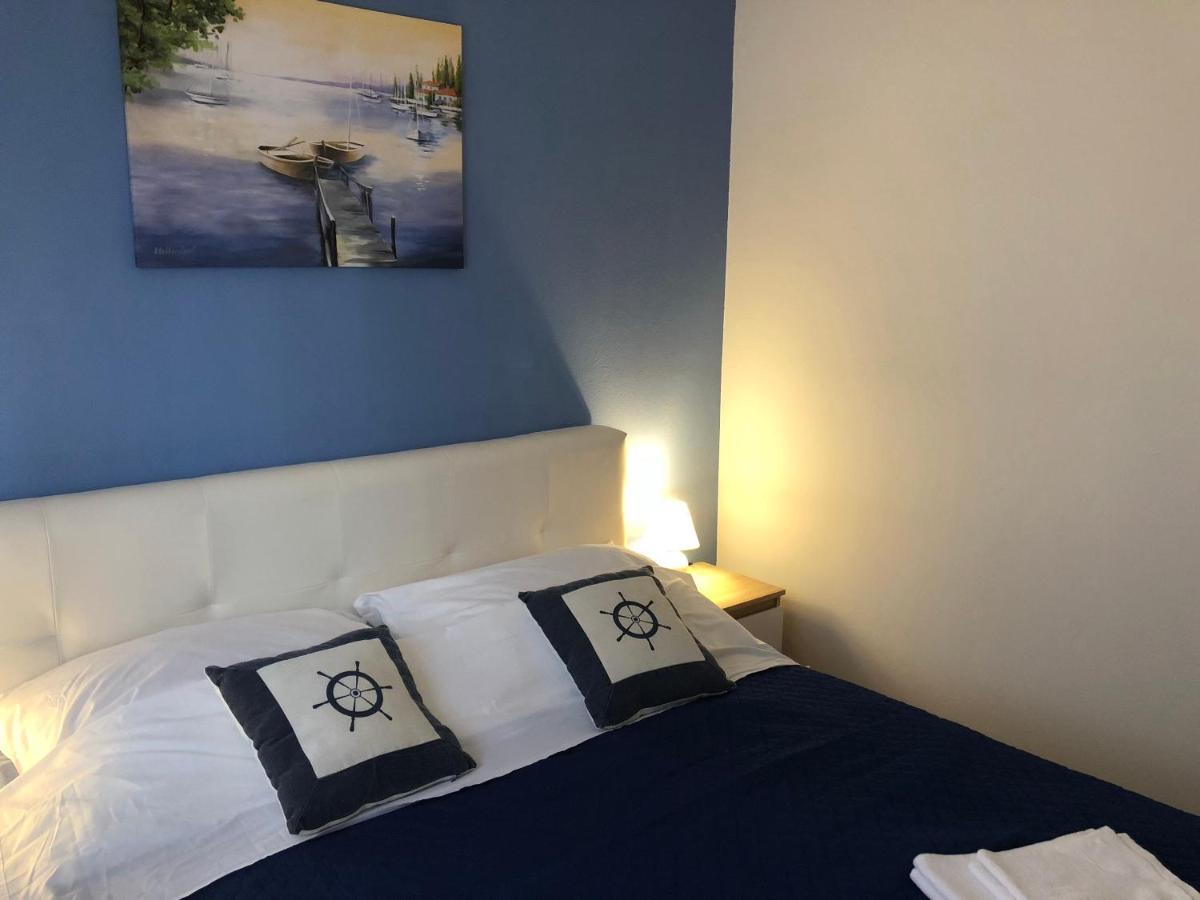 Apartamento Apartman Luka Vir Exterior foto