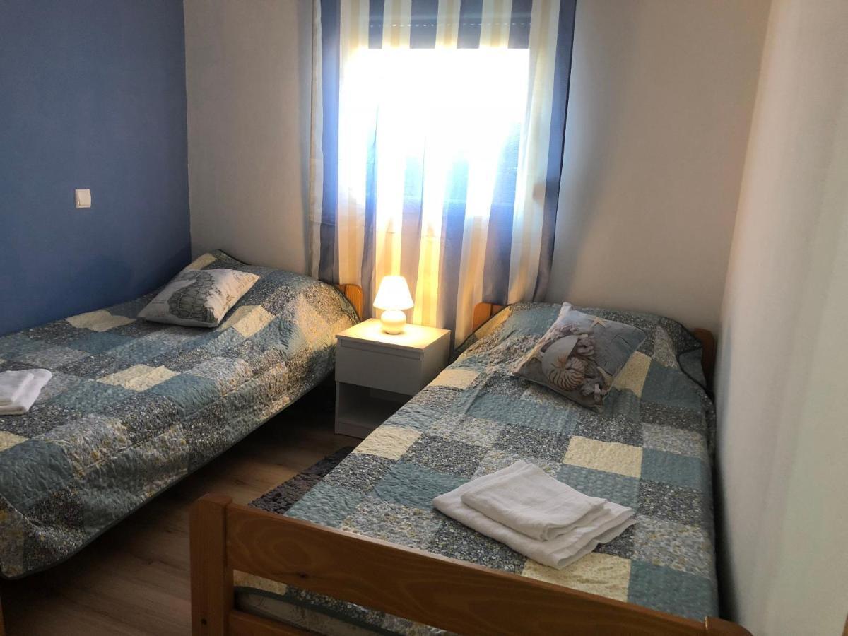 Apartamento Apartman Luka Vir Exterior foto